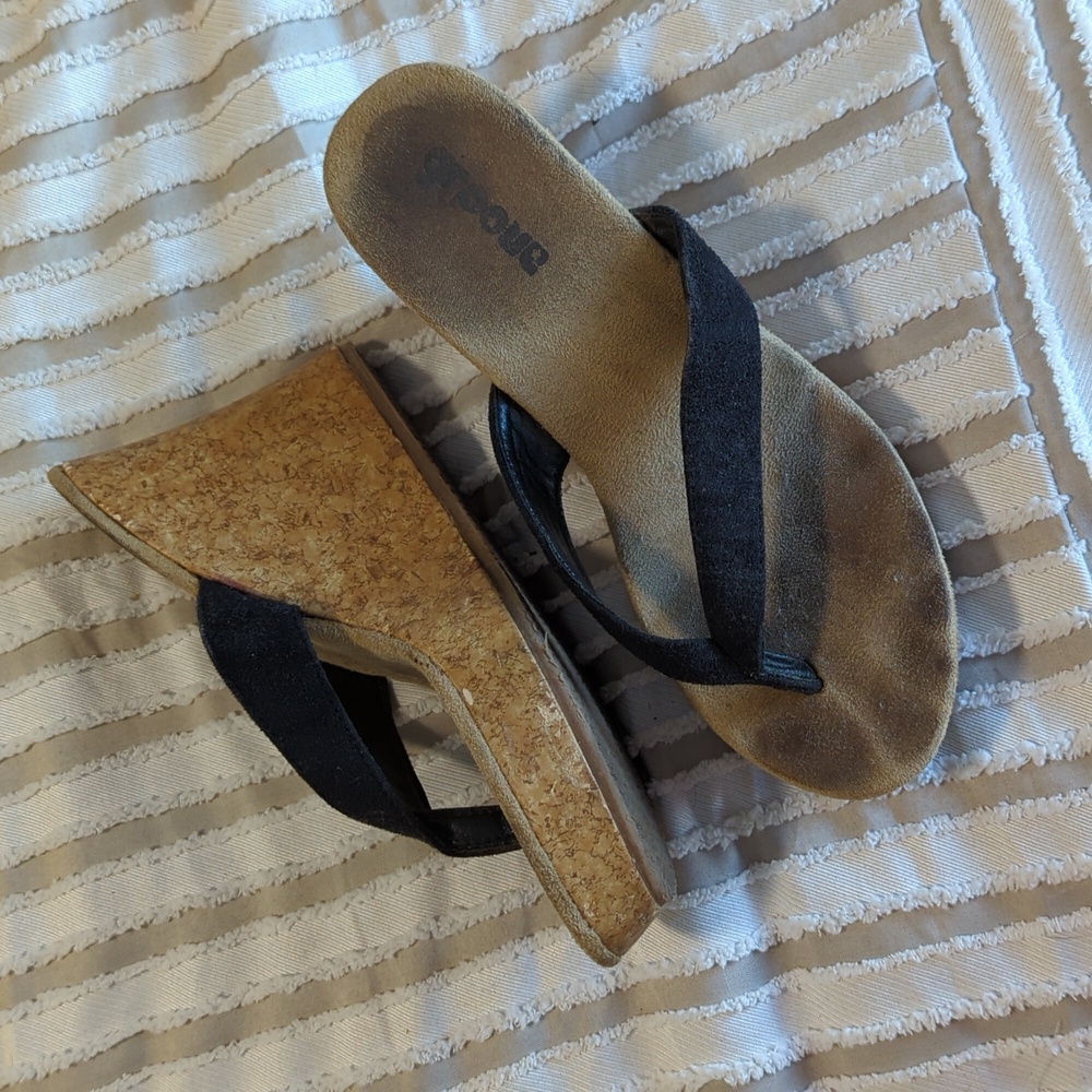 groove wedges